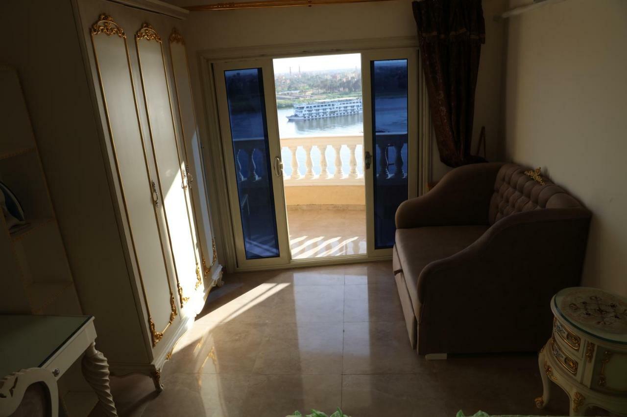 Maadi, Direct Nile River View From All Rooms Kairo Eksteriør billede